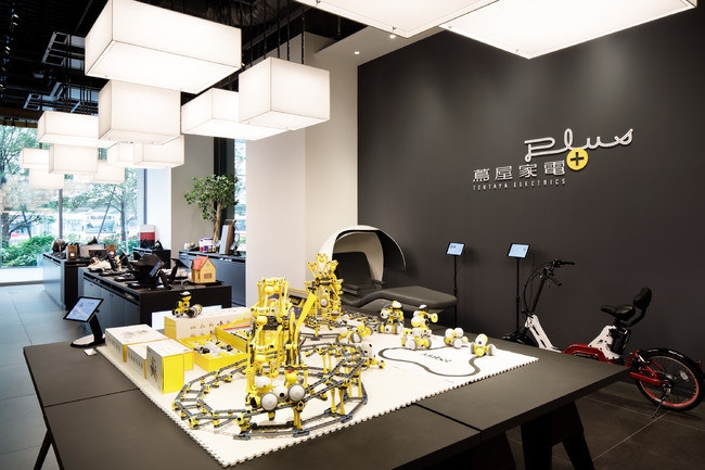 蔦屋家電+に歯ブラシ除菌キャップ、スタイリングスチームアイロン他MEDIK製品の展示を開始しました。 蔦屋家電+に歯ブラシ除菌キャップ、スタイリングスチームアイロン他MEDIK製品の展示を開始しました。